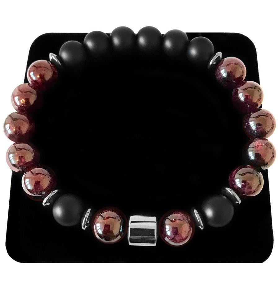 ������� Inside Garnet Onyx