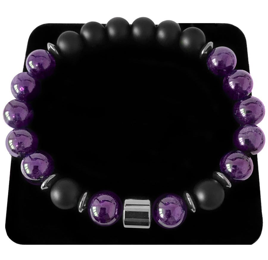 ������� Inside Amethyst Onyx