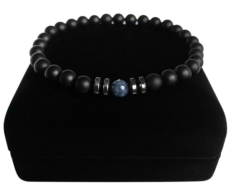 ������� ������� One Black Onyx �� ������� ������ � �������