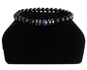 ������� ������� One Black Onyx �� ������� ������ � �������